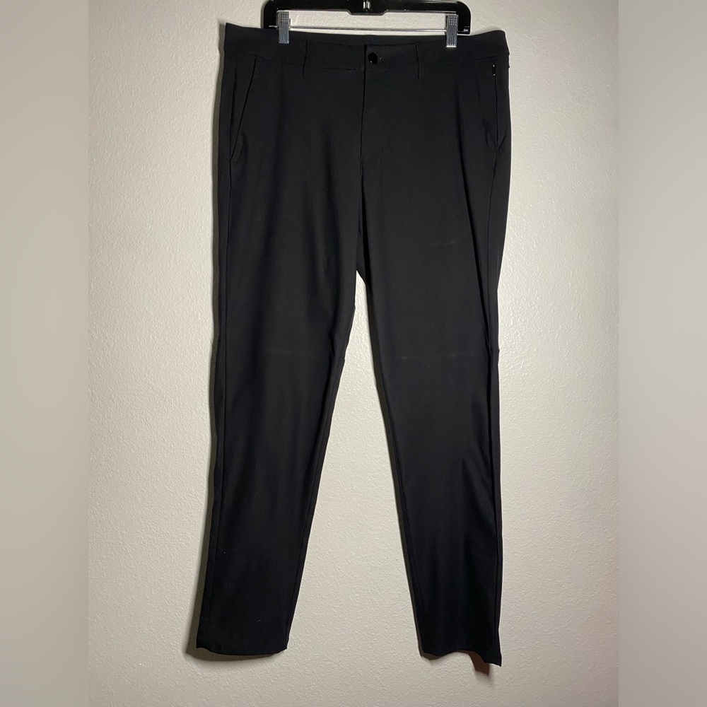 Lululemon Men’s Commision Pants in Black Size 36